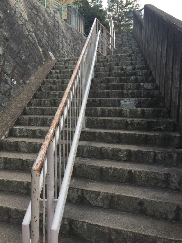 伏尾台の府営住宅